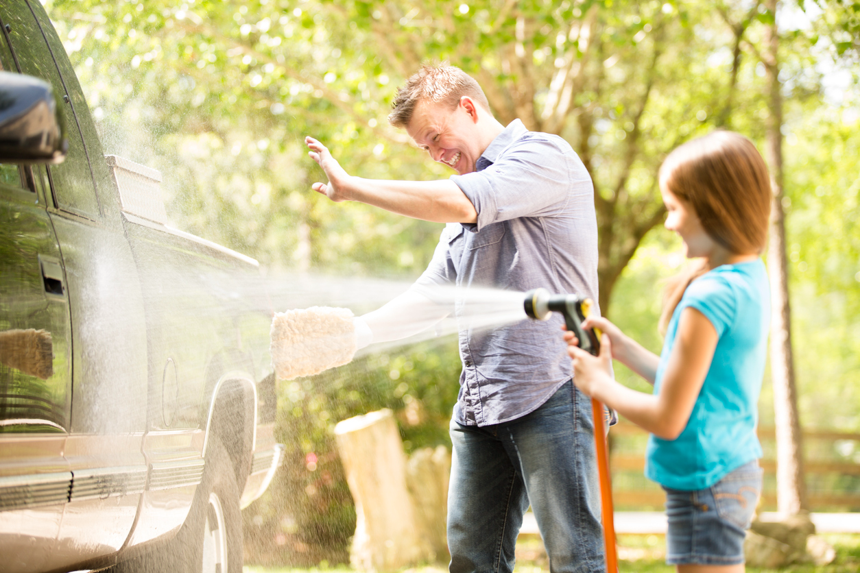 DIY Car Cleaning Hacks for Spring Cleaning and Maintenance