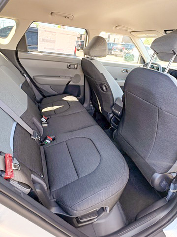 2027 Kia Seltos interior seating