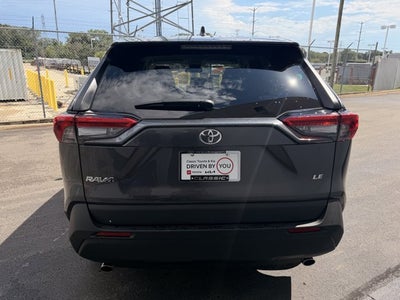 2025 Toyota RAV4 LE