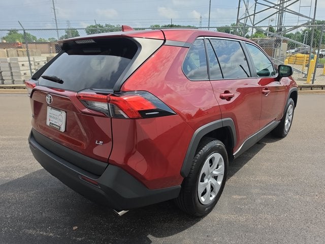 2025 Toyota RAV4 LE