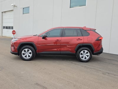 2024 Toyota RAV4 LE