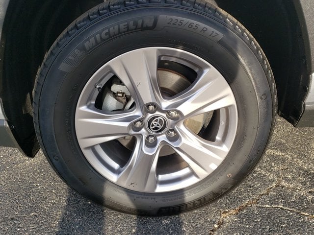 2024 Toyota RAV4 Hybrid LE