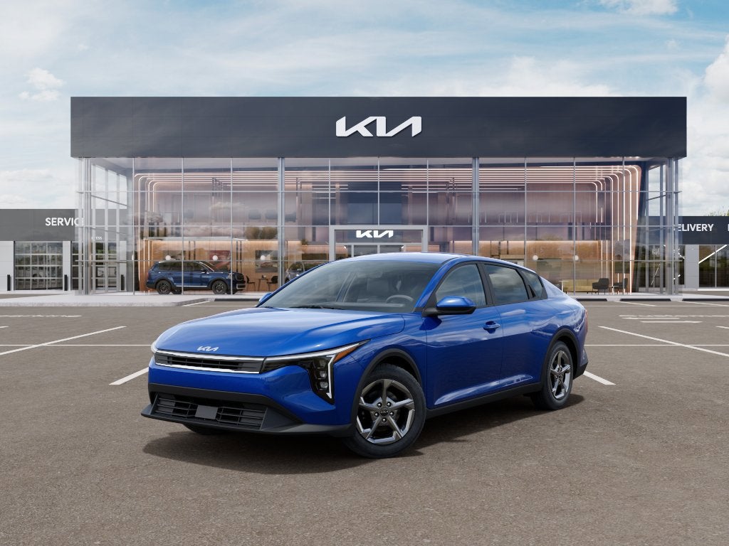 2027 Kia K4 BLACK