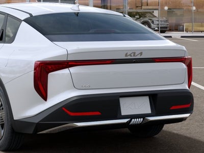 2026 Kia K4 BLACK
