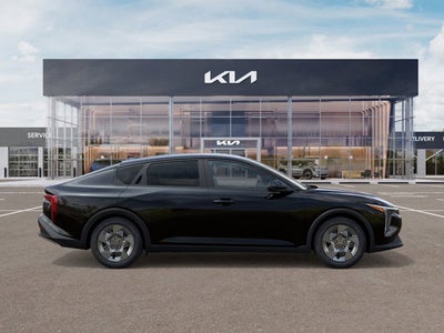 2026 Kia K4 BLACK