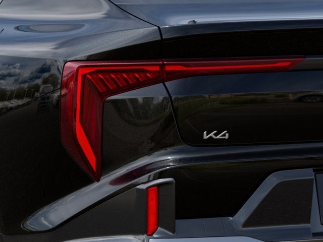 2027 Kia K4 BLACK