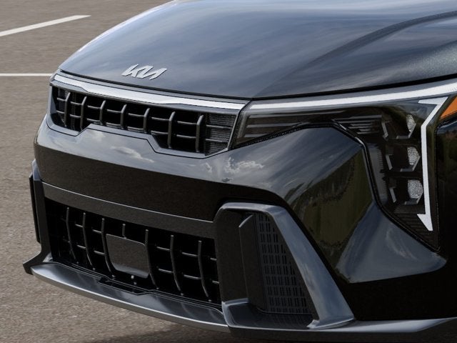 2027 Kia K4 BLACK