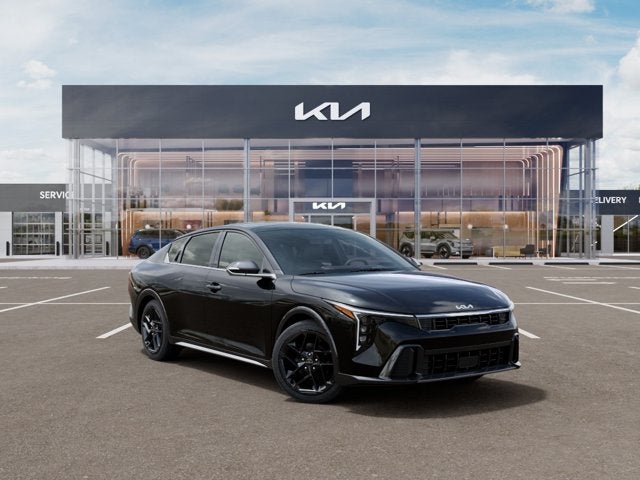 2027 Kia K4 BLACK