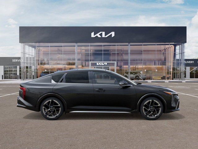 2026 Kia K4 BLACK