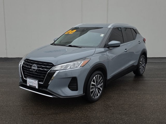 2022 Nissan Kicks SV