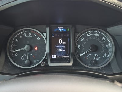 2022 Toyota Tacoma 4WD TRD Off Road