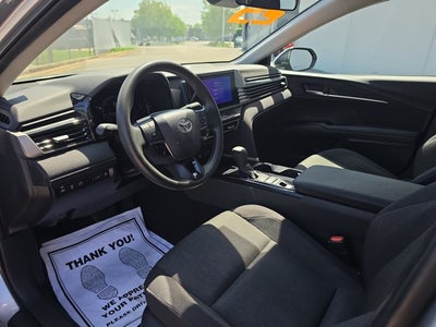 2025 Toyota Camry LE