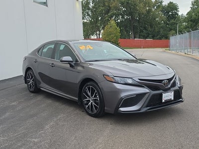 2024 Toyota Camry SE