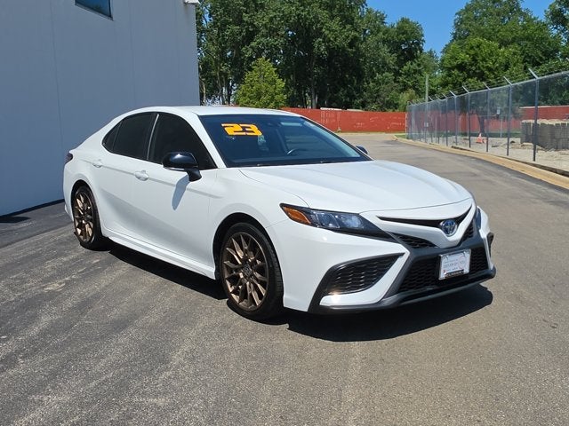 2023 Toyota Camry Hybrid SE Nightshade
