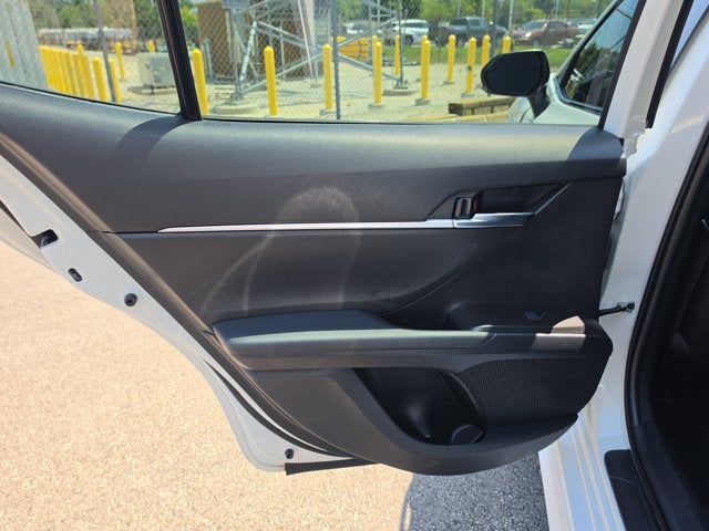 2023 Toyota Camry Hybrid SE Nightshade