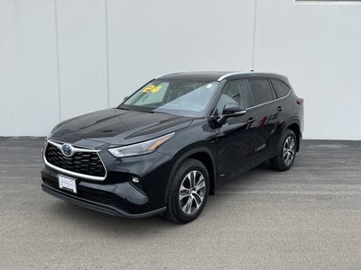 2024 Toyota Highlander Hybrid XLE