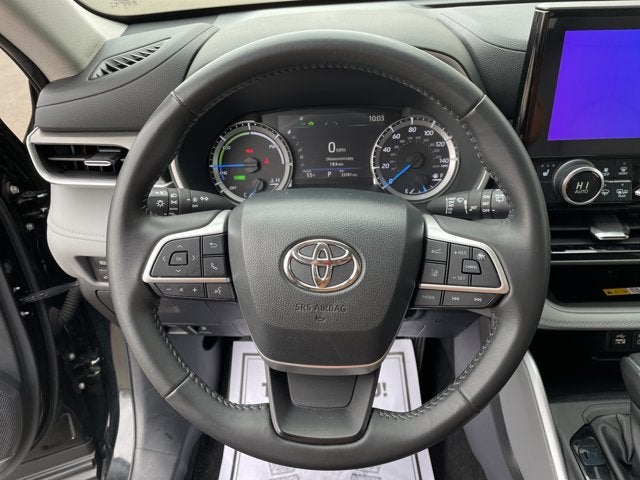 2024 Toyota Highlander Hybrid XLE
