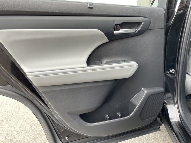 2024 Toyota Highlander Hybrid XLE