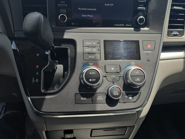 2019 Toyota Sienna LE