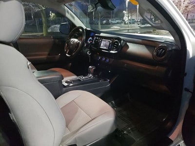 2018 Toyota Tacoma SR