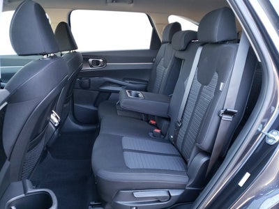 2025 Kia Sorento LX