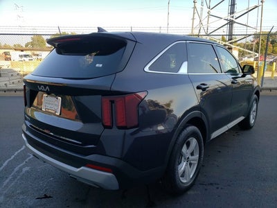 2025 Kia Sorento LX