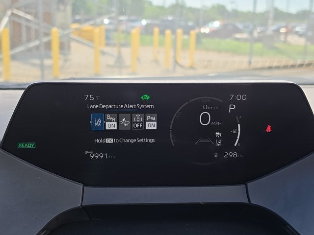 2023 Toyota Prius LE