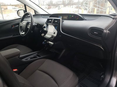 2019 Toyota Prius LE