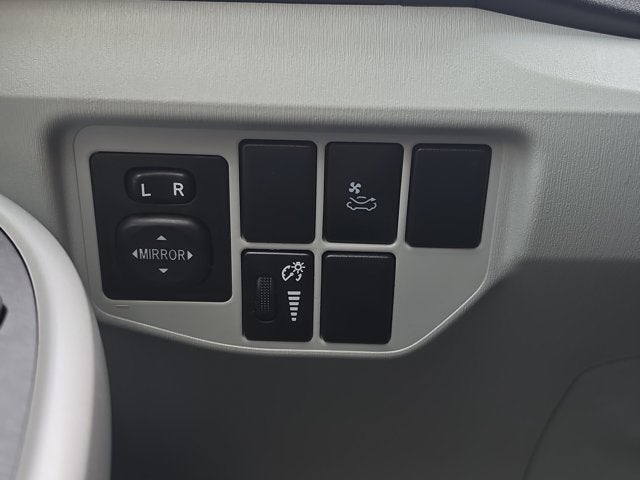 2014 Toyota Prius Four